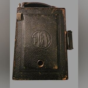 Vintage V. Bittner Breslau Fold Out Camera